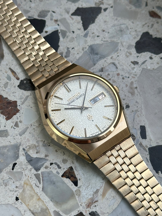 Seiko Grand Quartz 4843-8100 (Gold Diamond Dust / Snowflake)