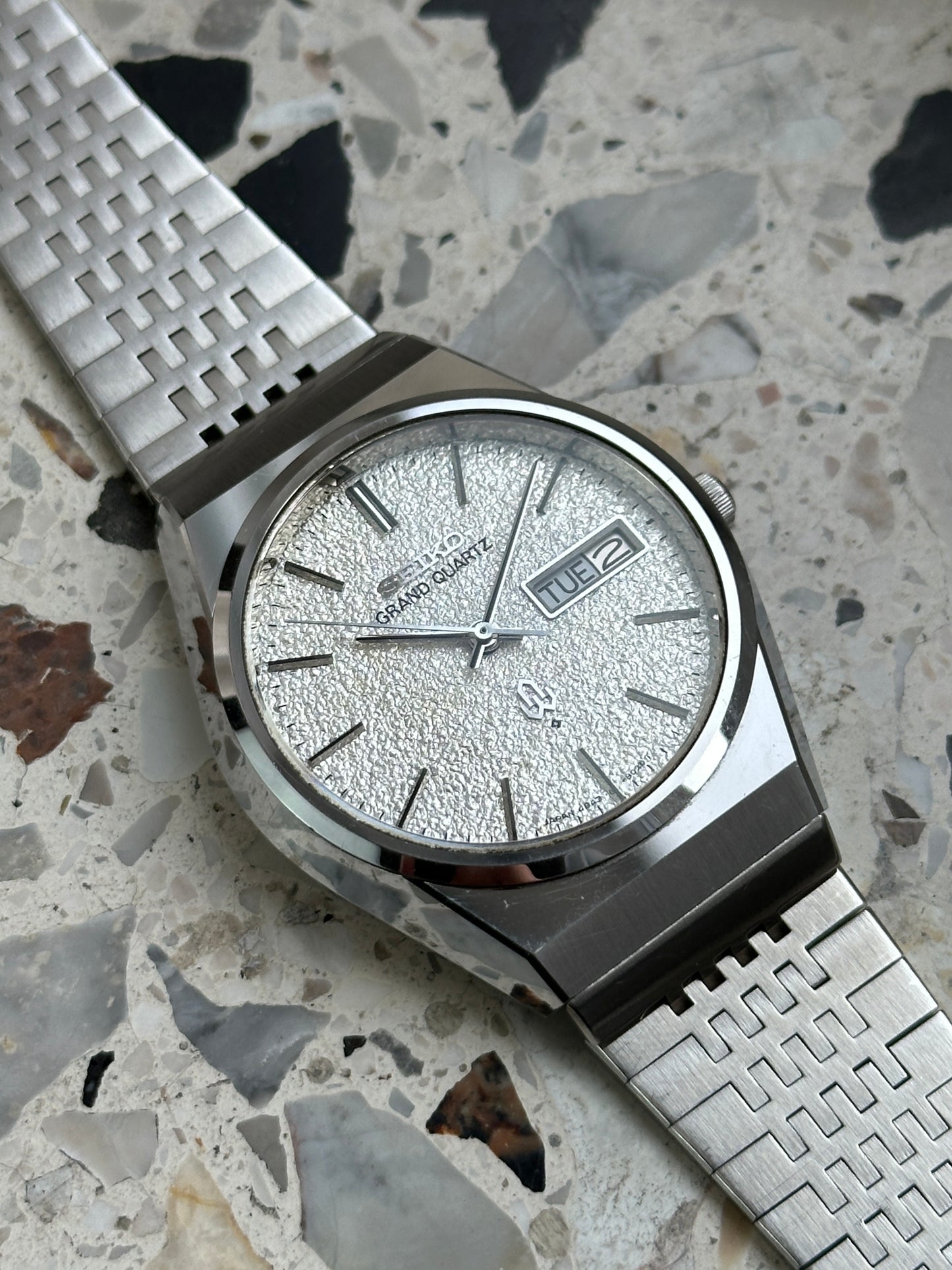 Seiko Grand Quartz 4843-8100 (Diamond Dust / Snowflake)