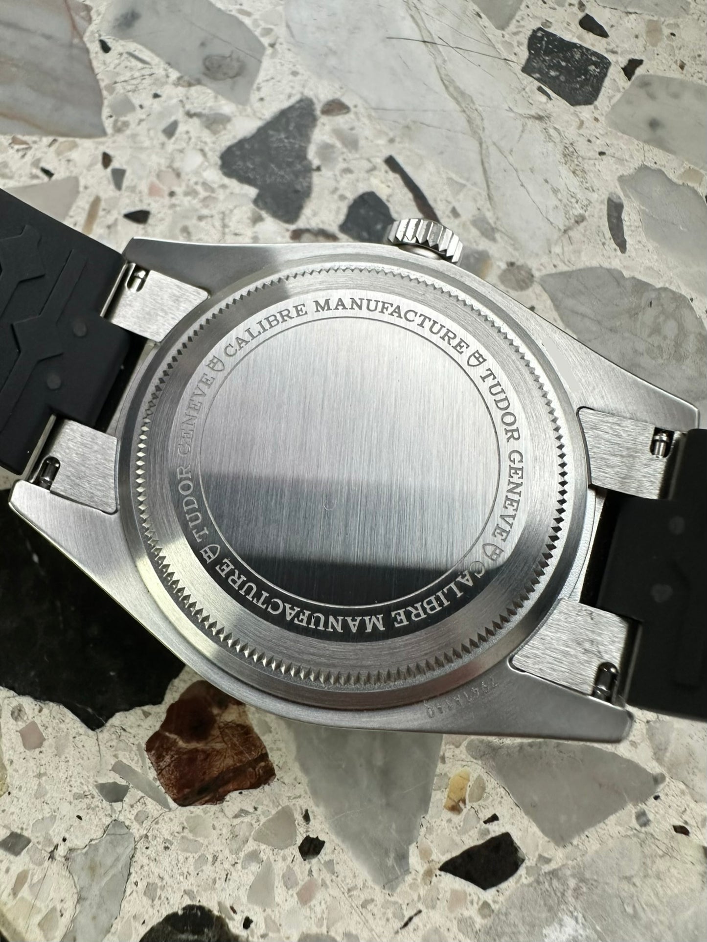 Tudor Black Bay 41 (VOLLE Garantie 06.2029) M7941A1A0NU-0002