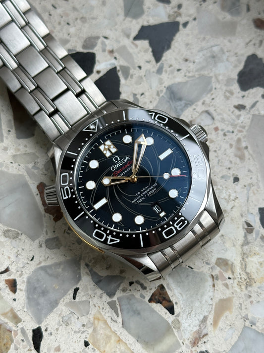 Omega Seamaster 300M (FULL SET) James Bond 210.22.42.20.01.004