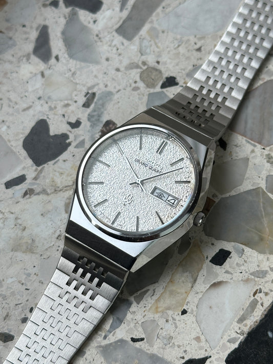 Seiko Grand Quartz 4843-8100 (Diamond Dust / Snowflake Dial)