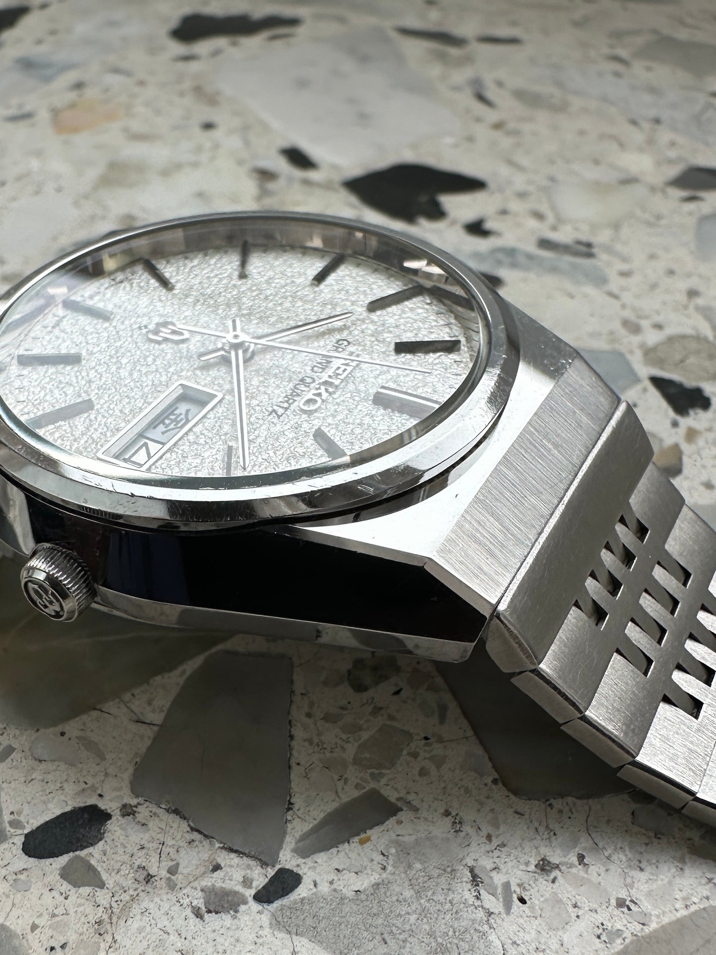 Seiko Grand Quartz 4843-8100 (Diamond Dust / Snowflake Dial)