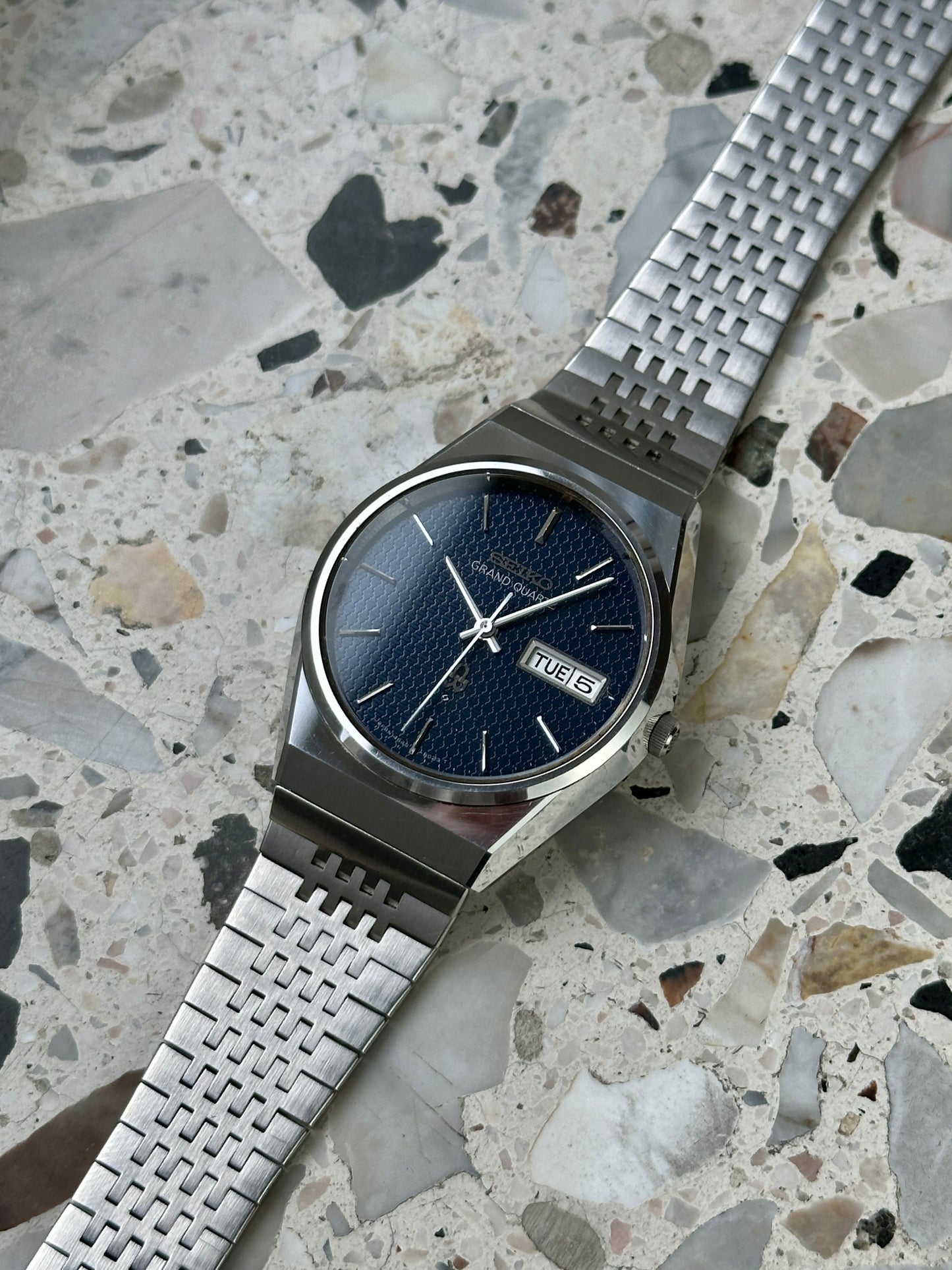 Seiko Grand Quartz 4843-8050 (blue dial)