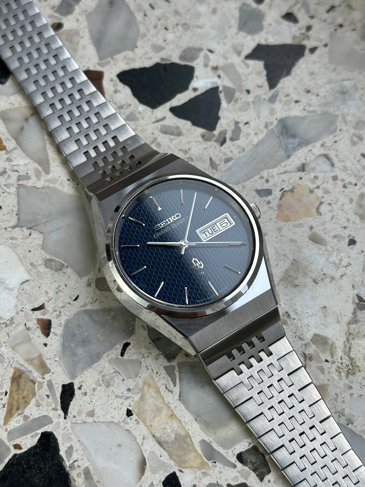 Seiko Grand Quartz 4843-8050 (blue dial)