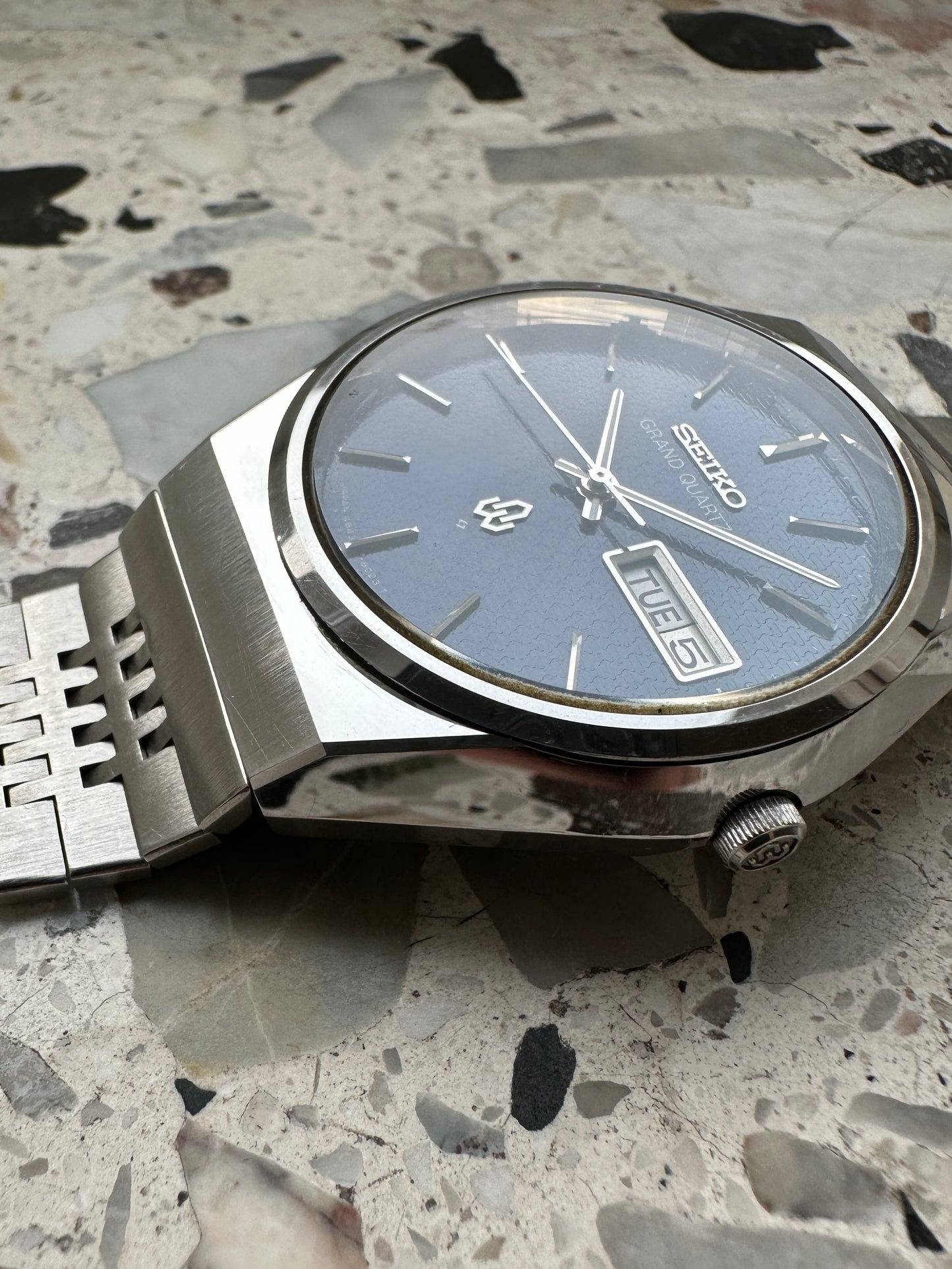 Seiko Grand Quartz 4843-8050 (blue dial)