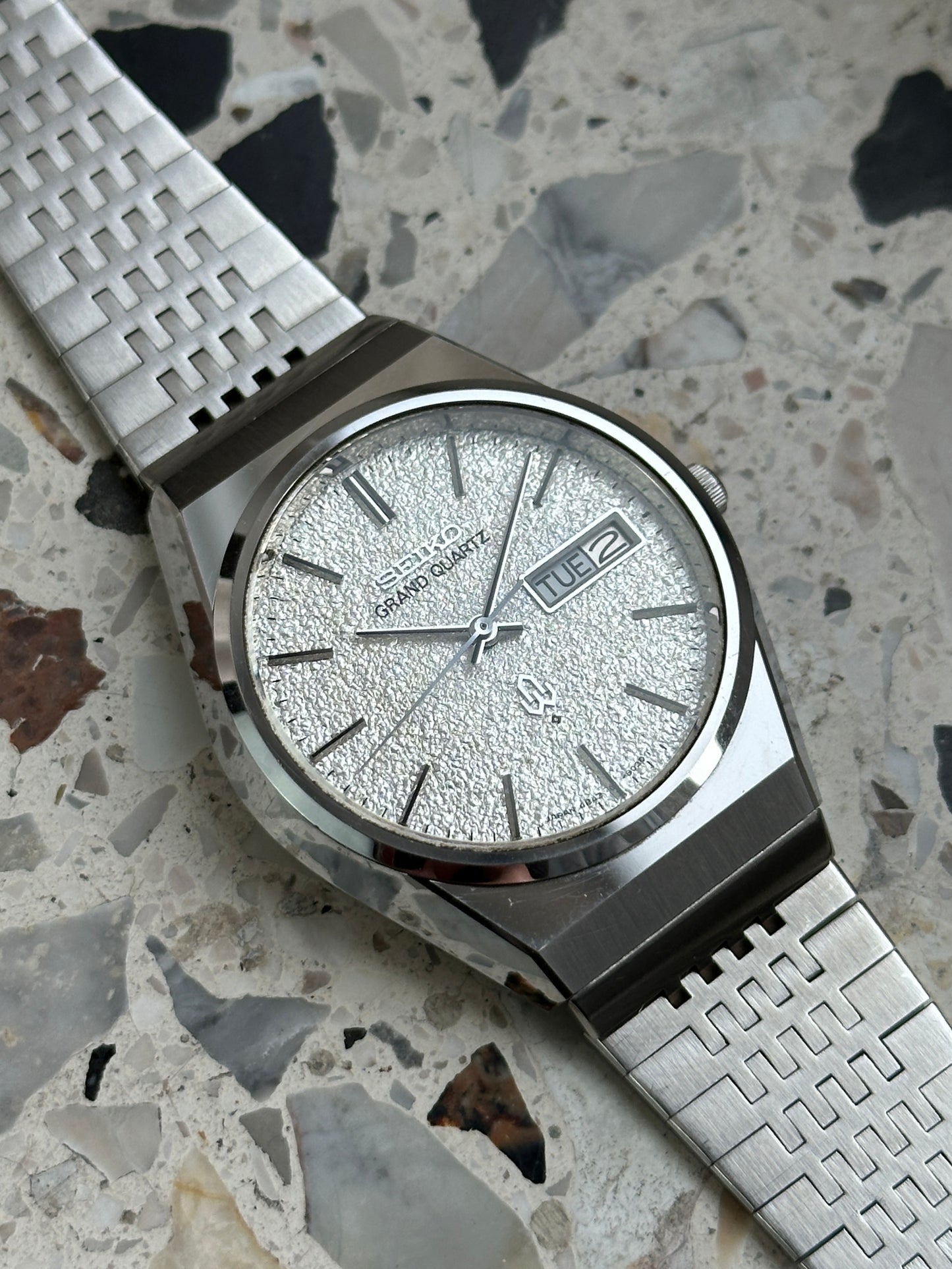 Seiko Grand Quartz 4843-8100 (Diamond Dust / Snowflake)