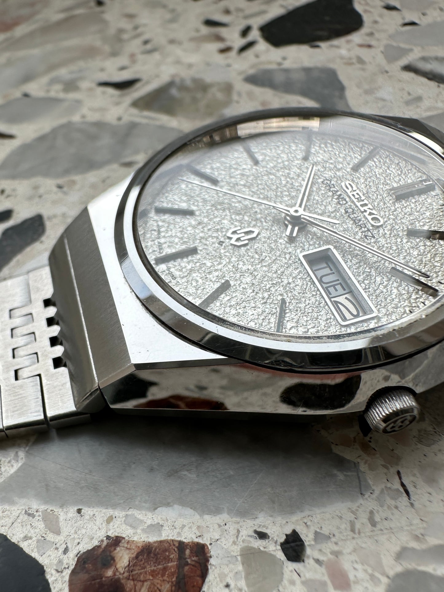 Seiko Grand Quartz 4843-8100 (Diamond Dust / Snowflake)