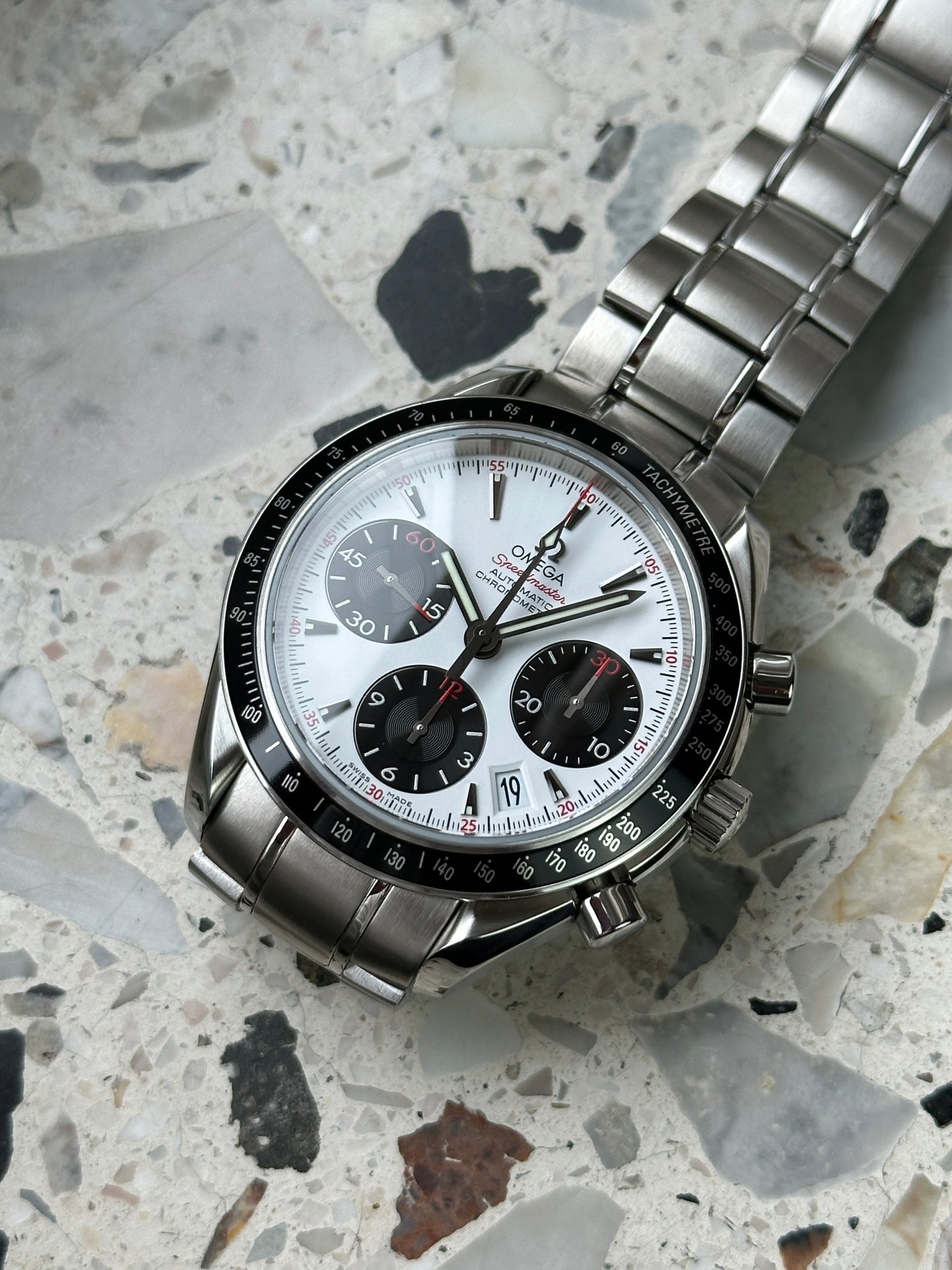Omega Speedmaster Date (FULL SET) 323.30.40.40.04.001