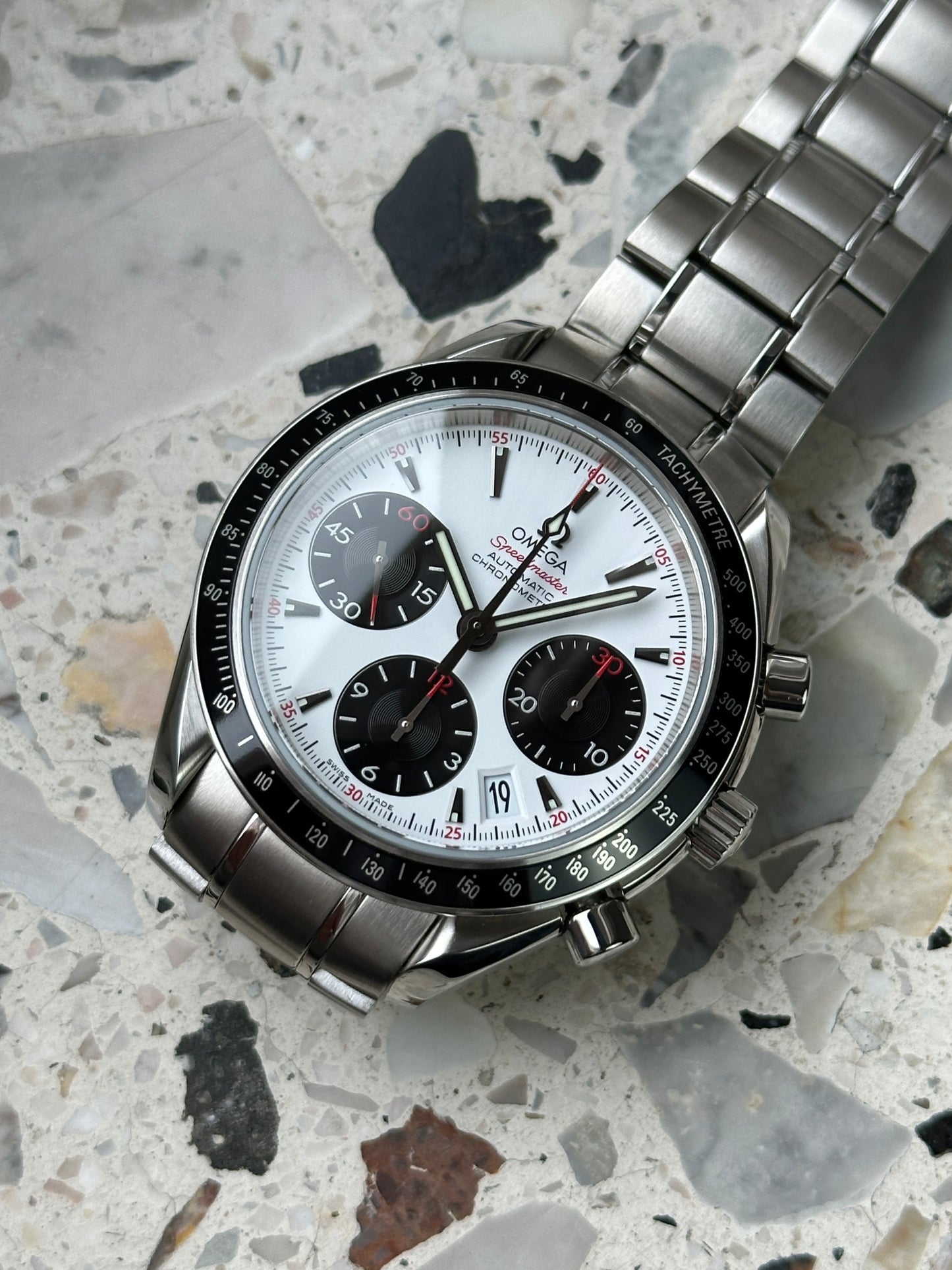 Omega Speedmaster Date (FULL SET) 323.30.40.40.04.001