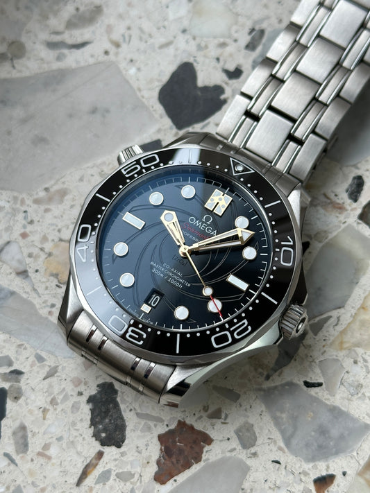Omega Seamaster 300M (FULL SET) James Bond 210.22.42.20.01.004
