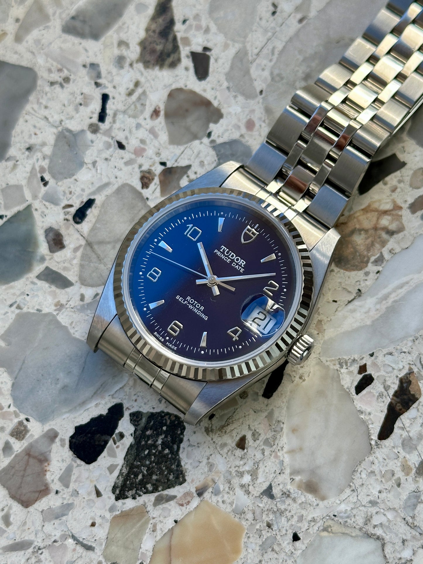 Tudor Prince 74034 Date (Ausstellungsstück) - Box & Papiere