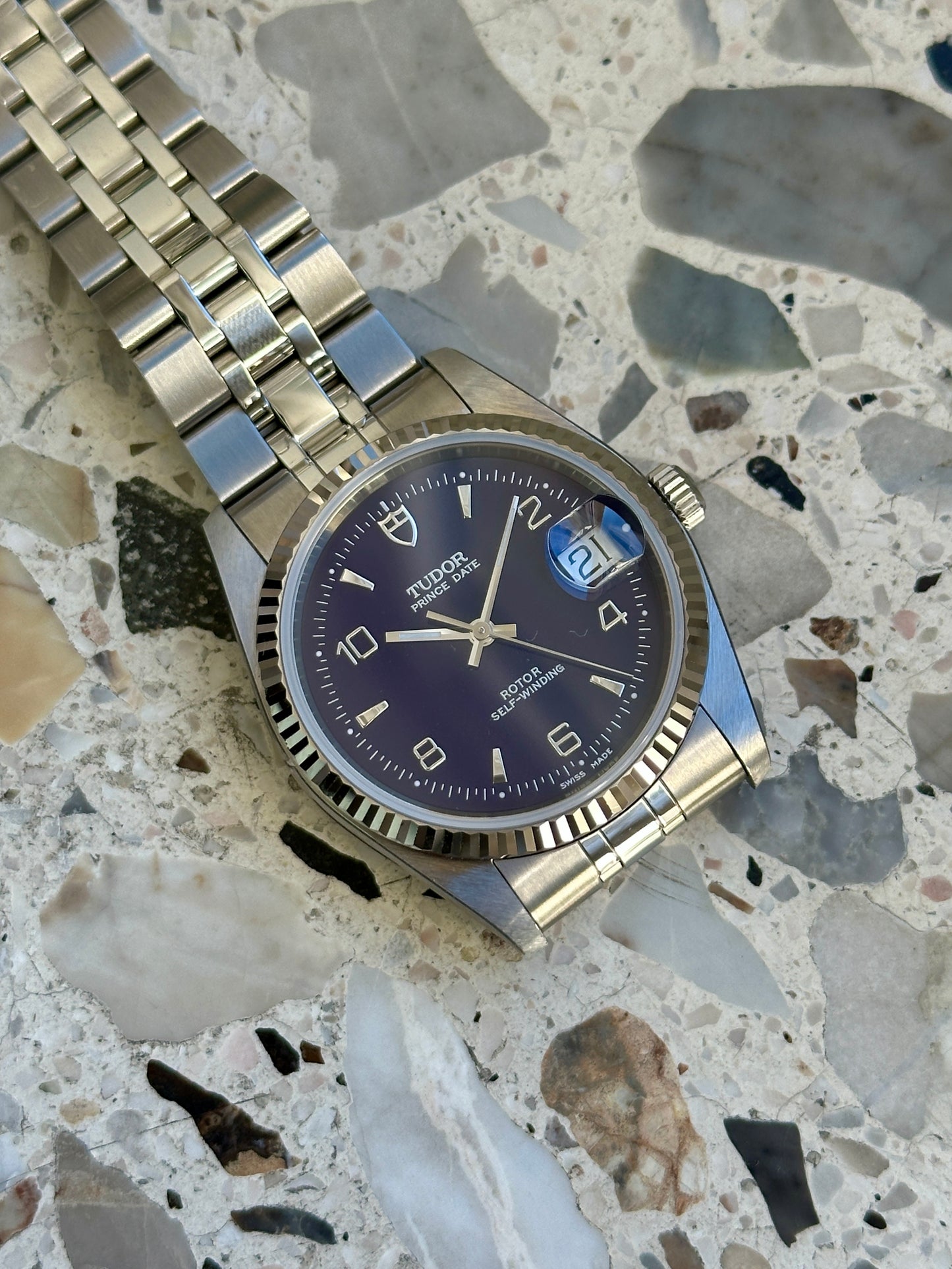 Tudor Prince 74034 Date (Ausstellungsstück) - Box & Papiere