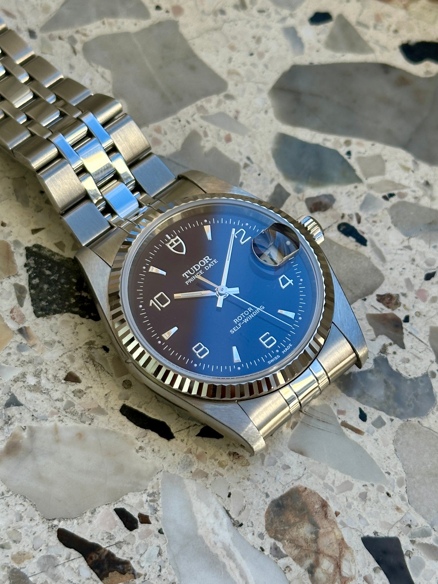 Tudor Prince 74034 Date (Ausstellungsstück) - Box & Papiere