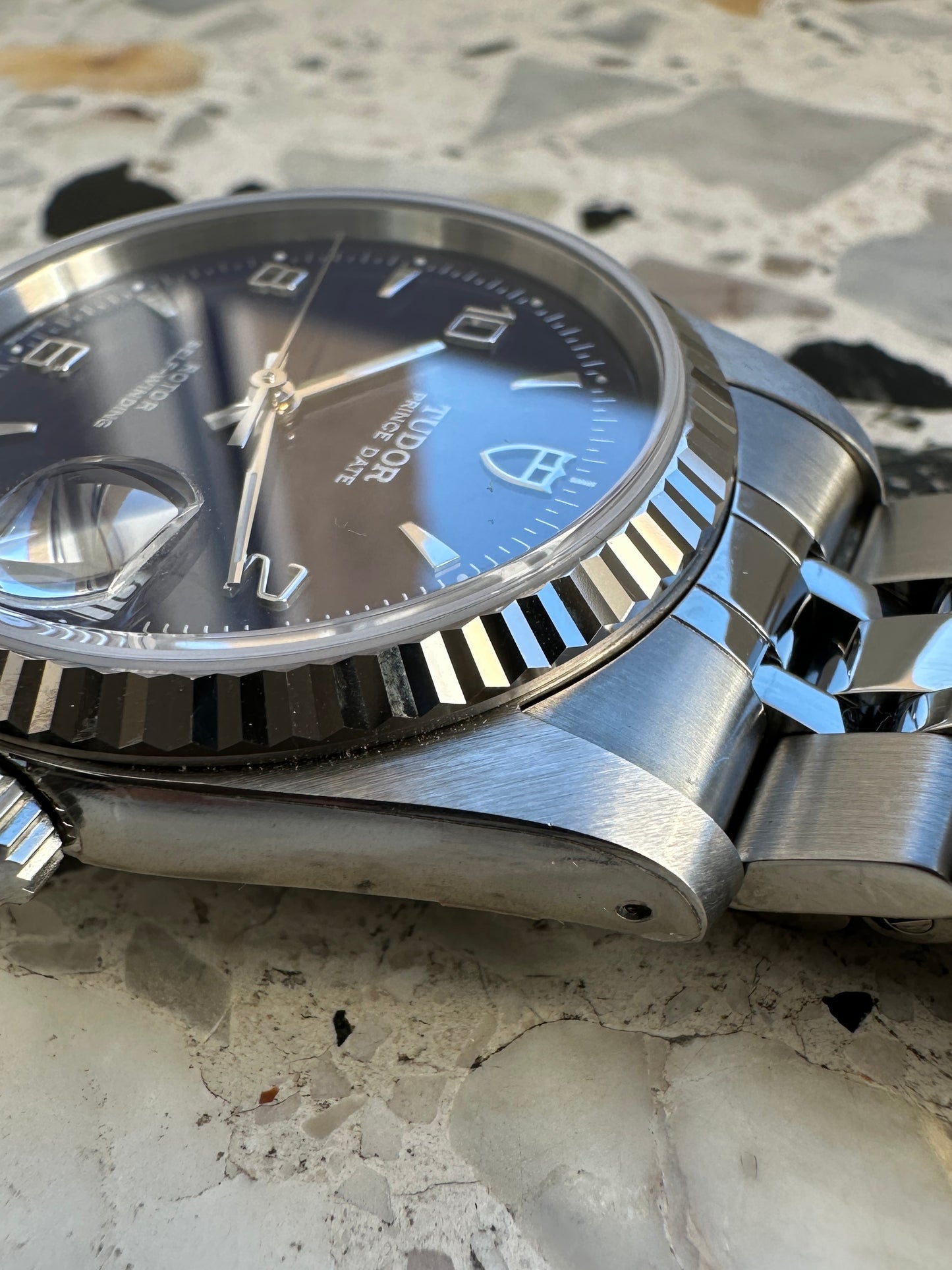 Tudor Prince 74034 Date (Ausstellungsstück) - Box & Papiere