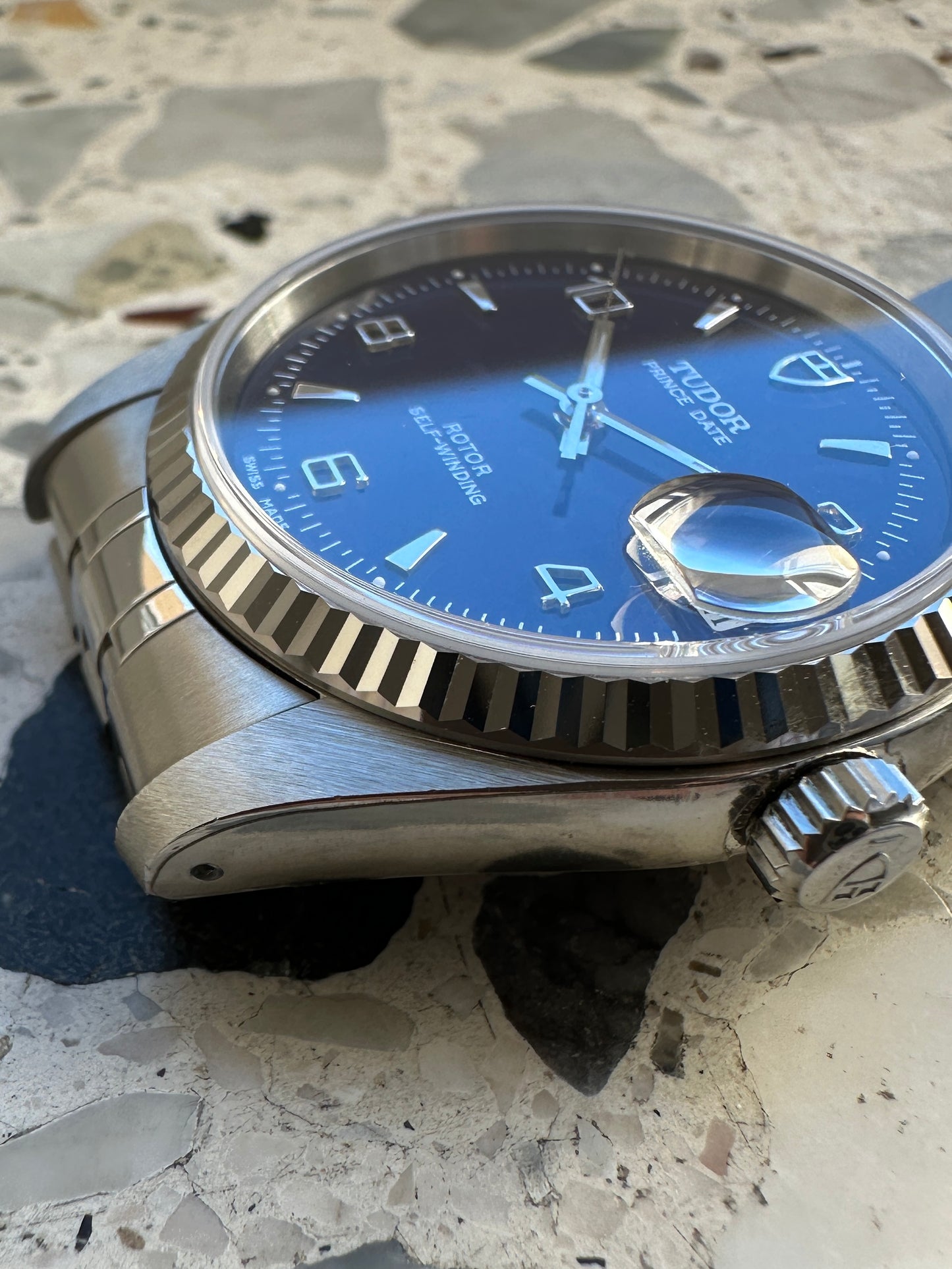 Tudor Prince 74034 Date (Ausstellungsstück) - Box & Papiere