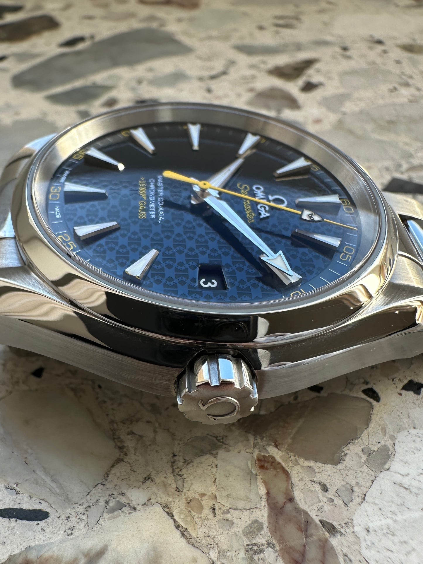 Omega Seamaster Aqua Terra 007 (Box & Paper) Limited Edition