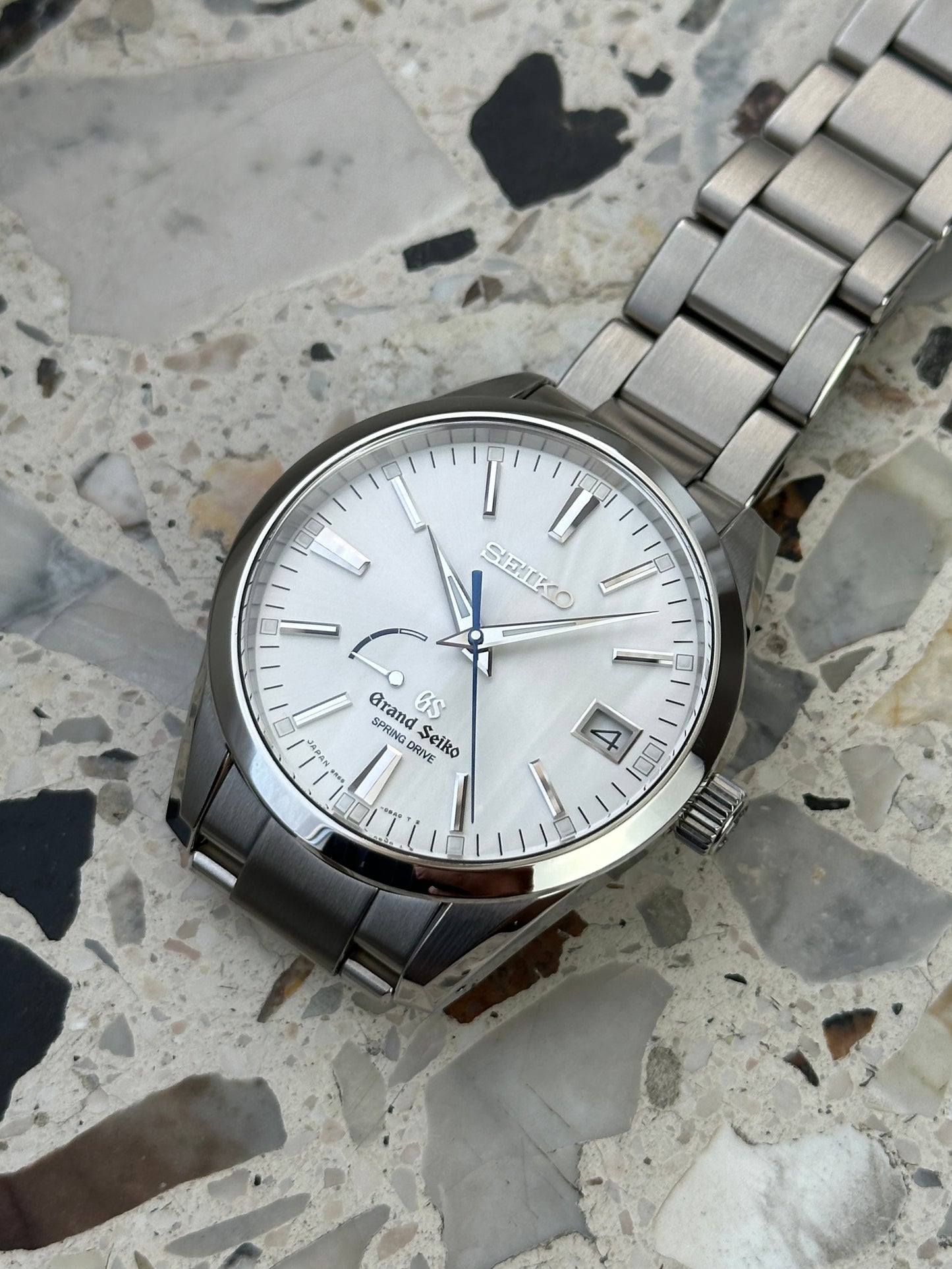 Grand Seiko SBGA099 Spring Drive (Box & Instruktion)