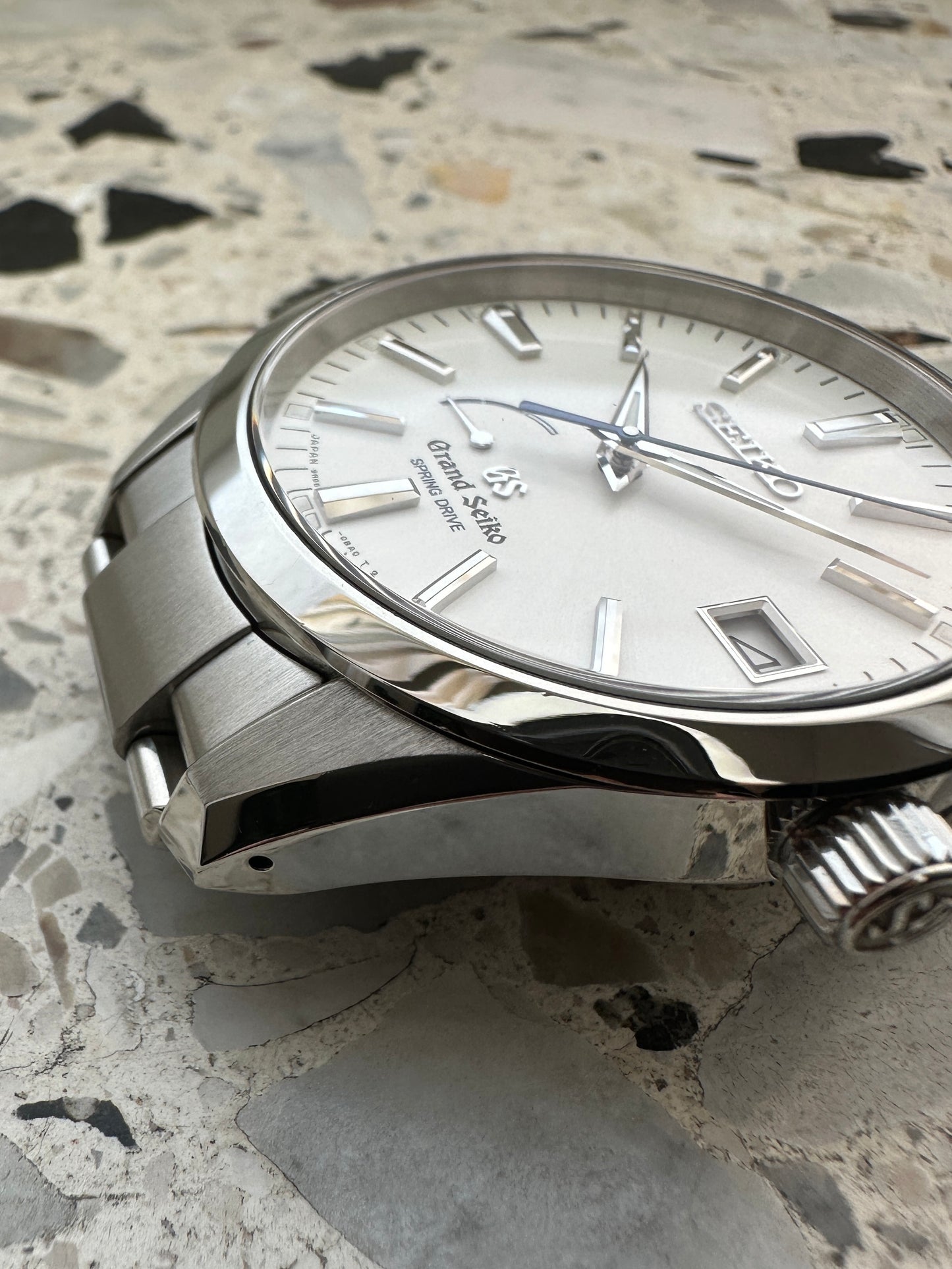 Grand Seiko SBGA099 Spring Drive (Box & Instruktion)