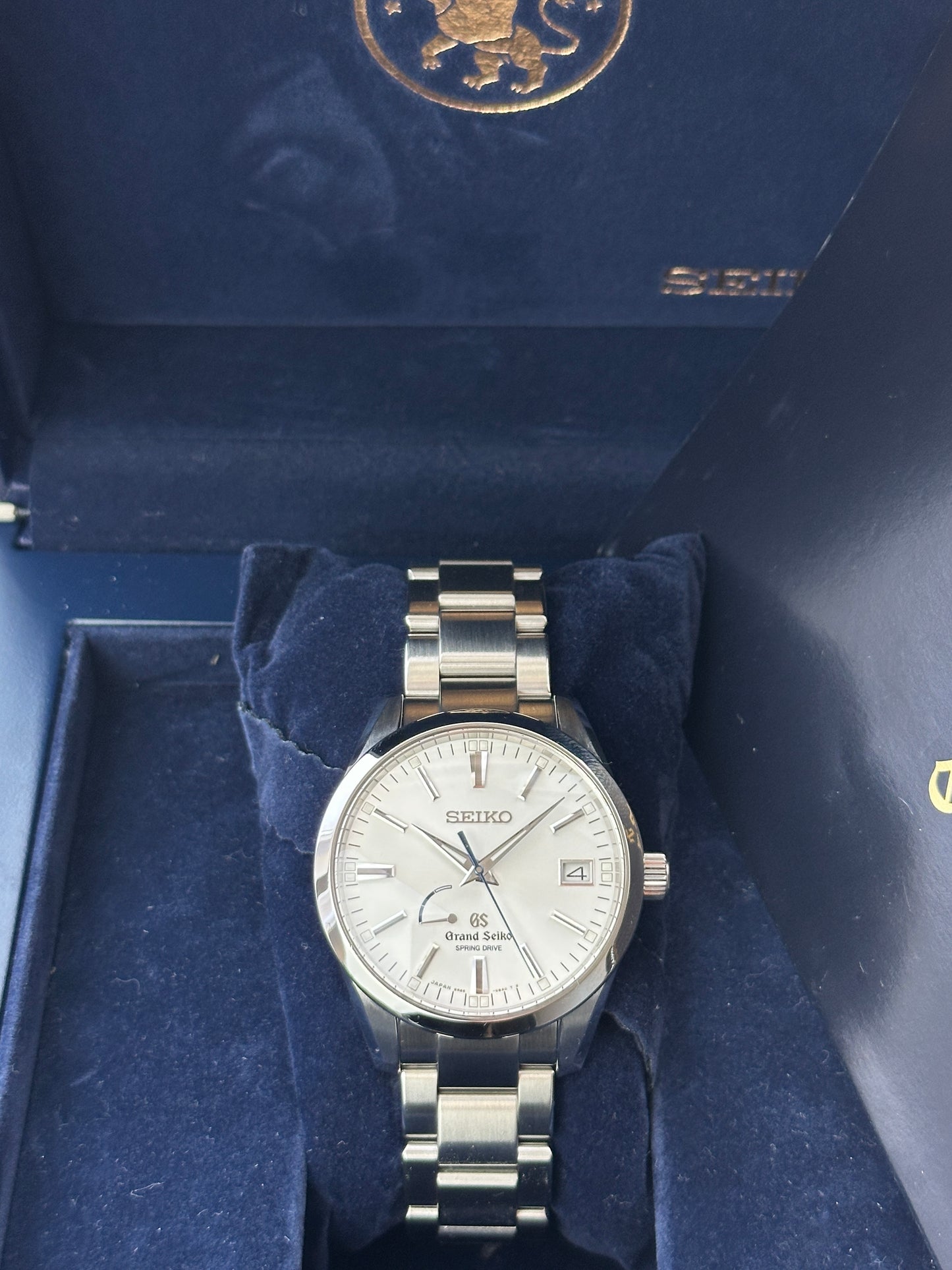 Grand Seiko SBGA099 Spring Drive (Box & Instruktion)