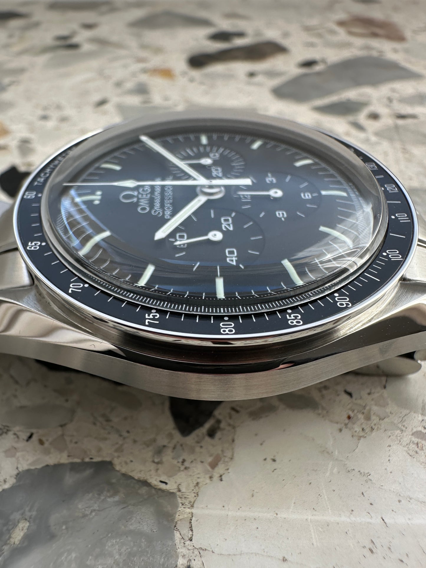 Omega Speedmaster Professional (Full Set) 311.30.42.30.01.005
