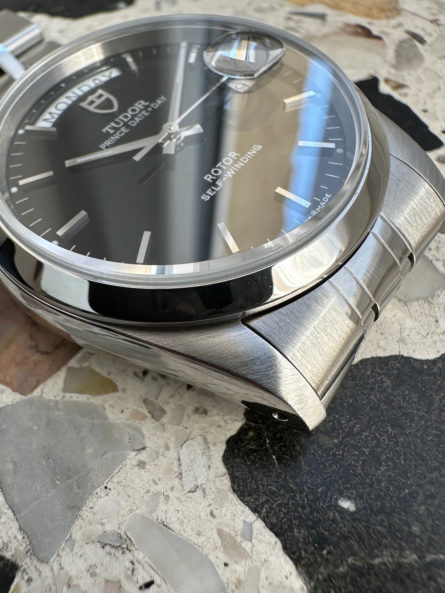 Tudor Prince 76200 (Full Set) Date Day