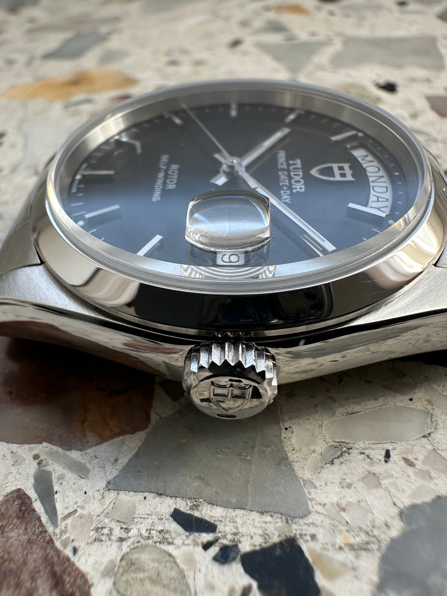 Tudor Prince 76200 (Full Set) Date Day