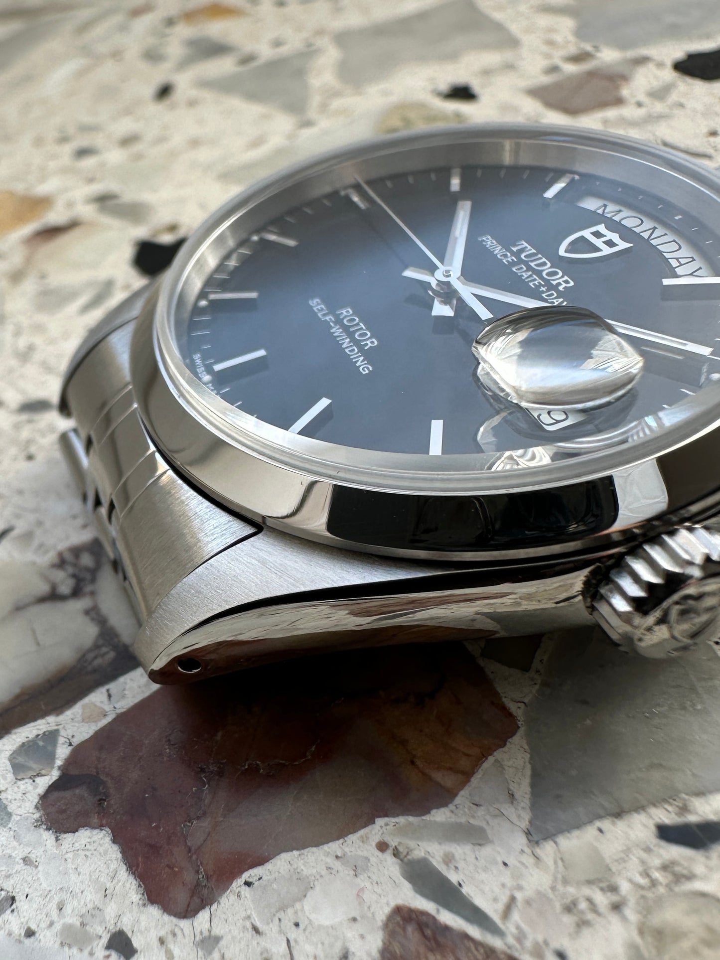 Tudor Prince 76200 (Full Set) Date Day