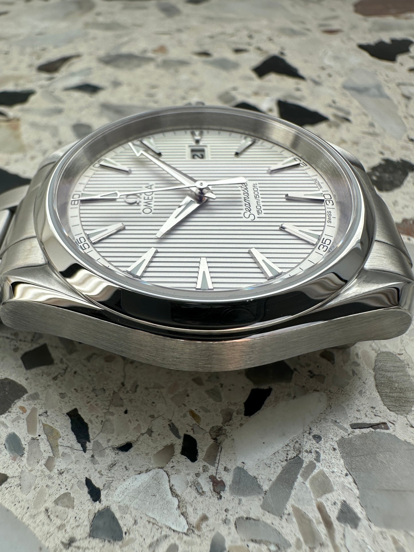 Omega Seamaster Aqua Terra (Box & Paper) 231.10.39.61.02.001