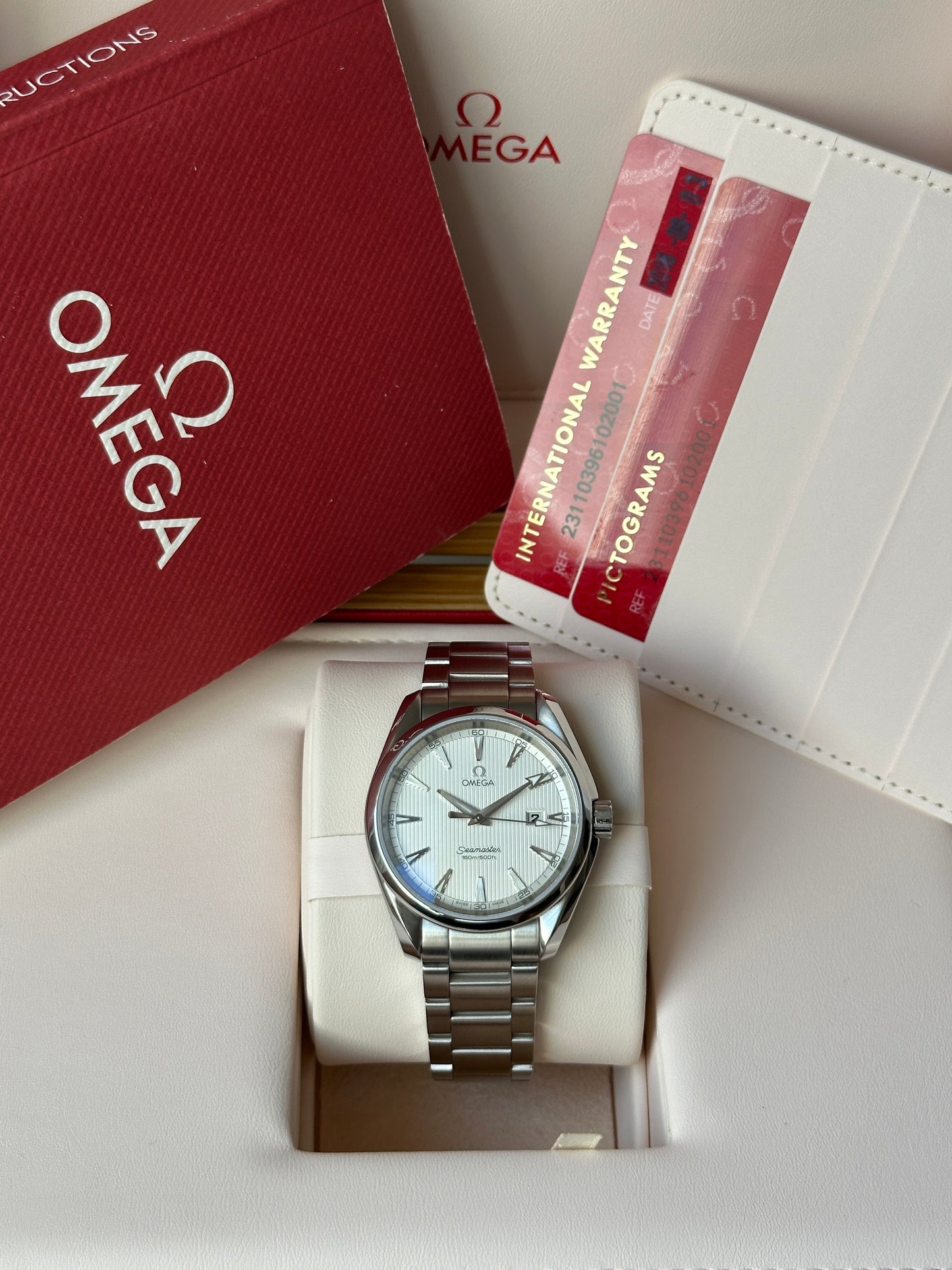 Omega Seamaster Aqua Terra (Box & Paper) 231.10.39.61.02.001