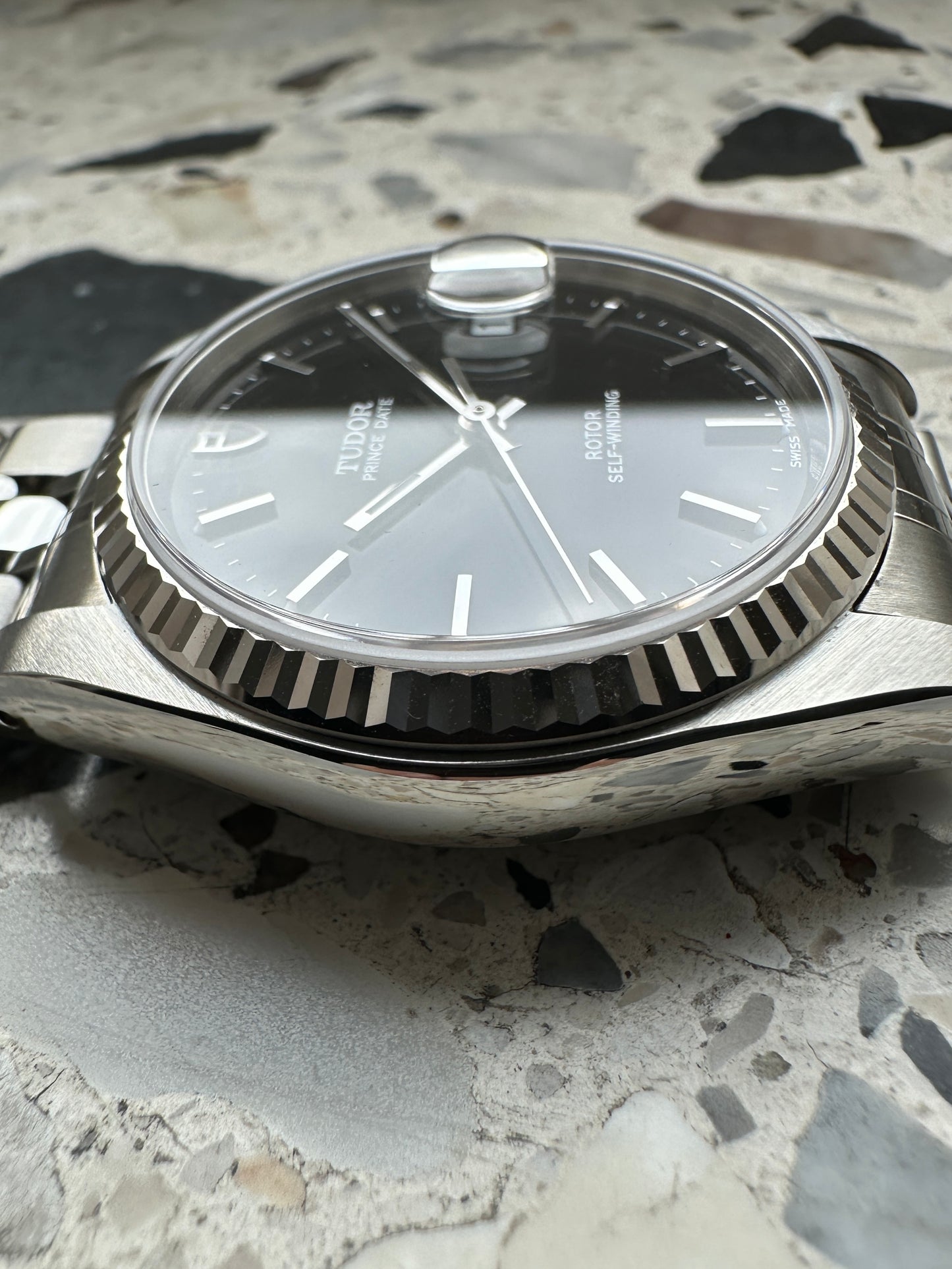 Tudor Prince Date - like NEW (Full Set) 74034