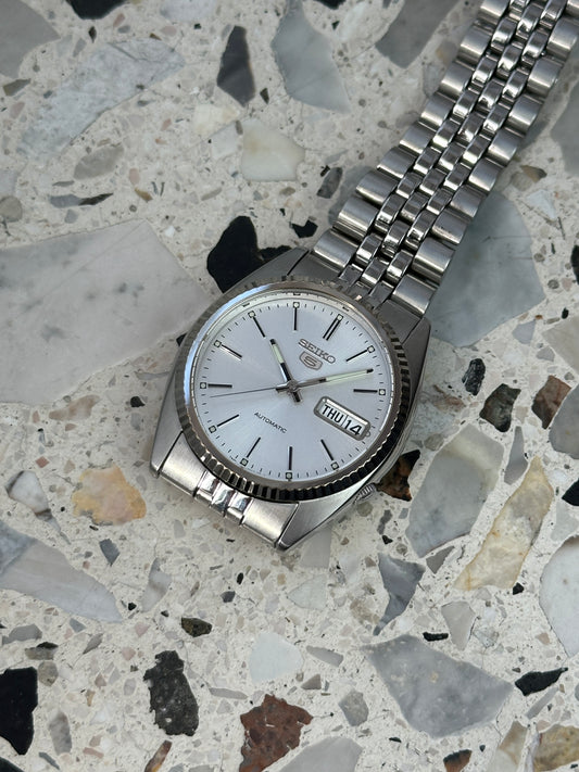 Seiko 5 SNXJ 89 (7s26-3110) Datejust