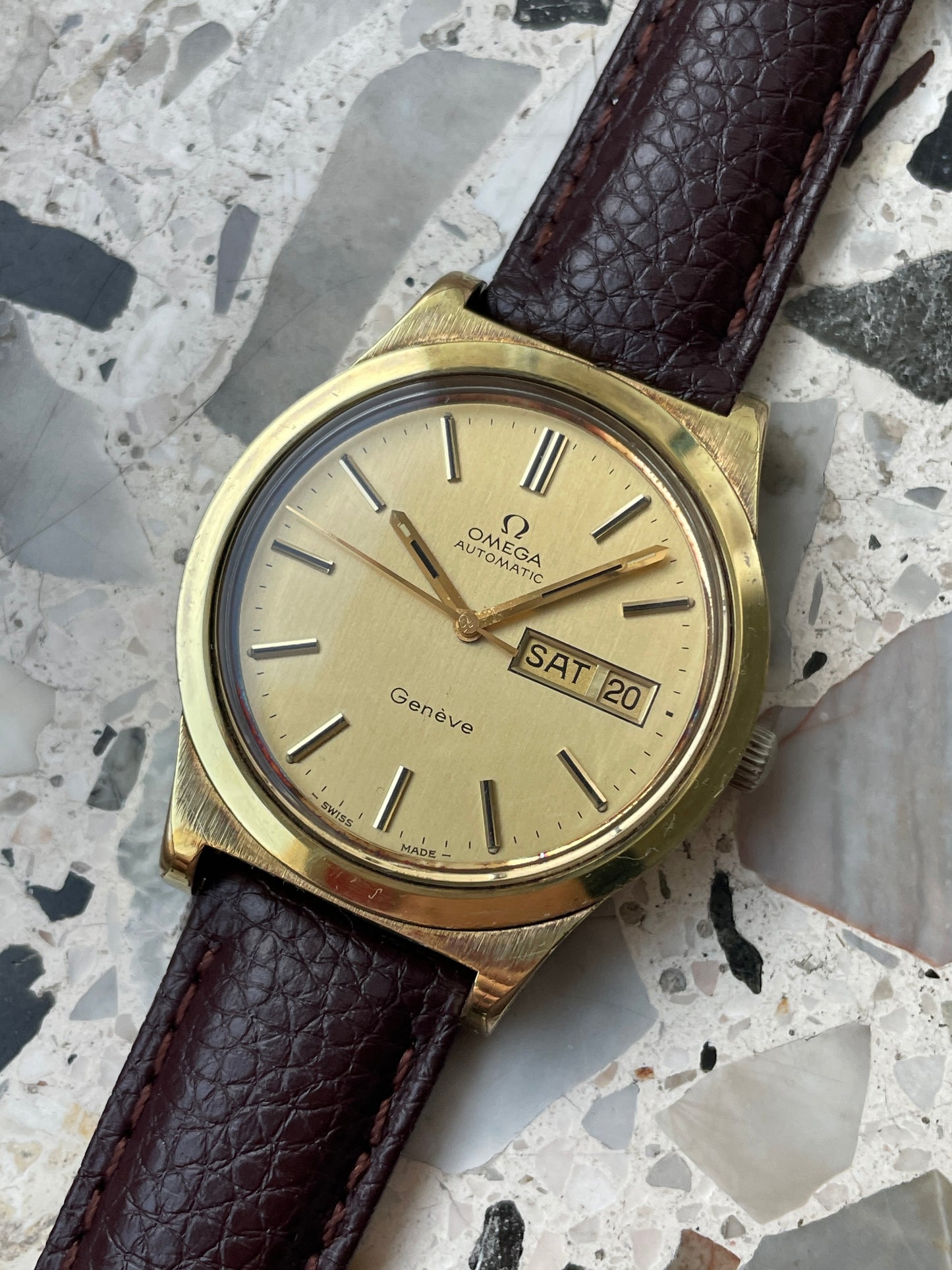 Omega Genève 166.0169 Cal. 1022