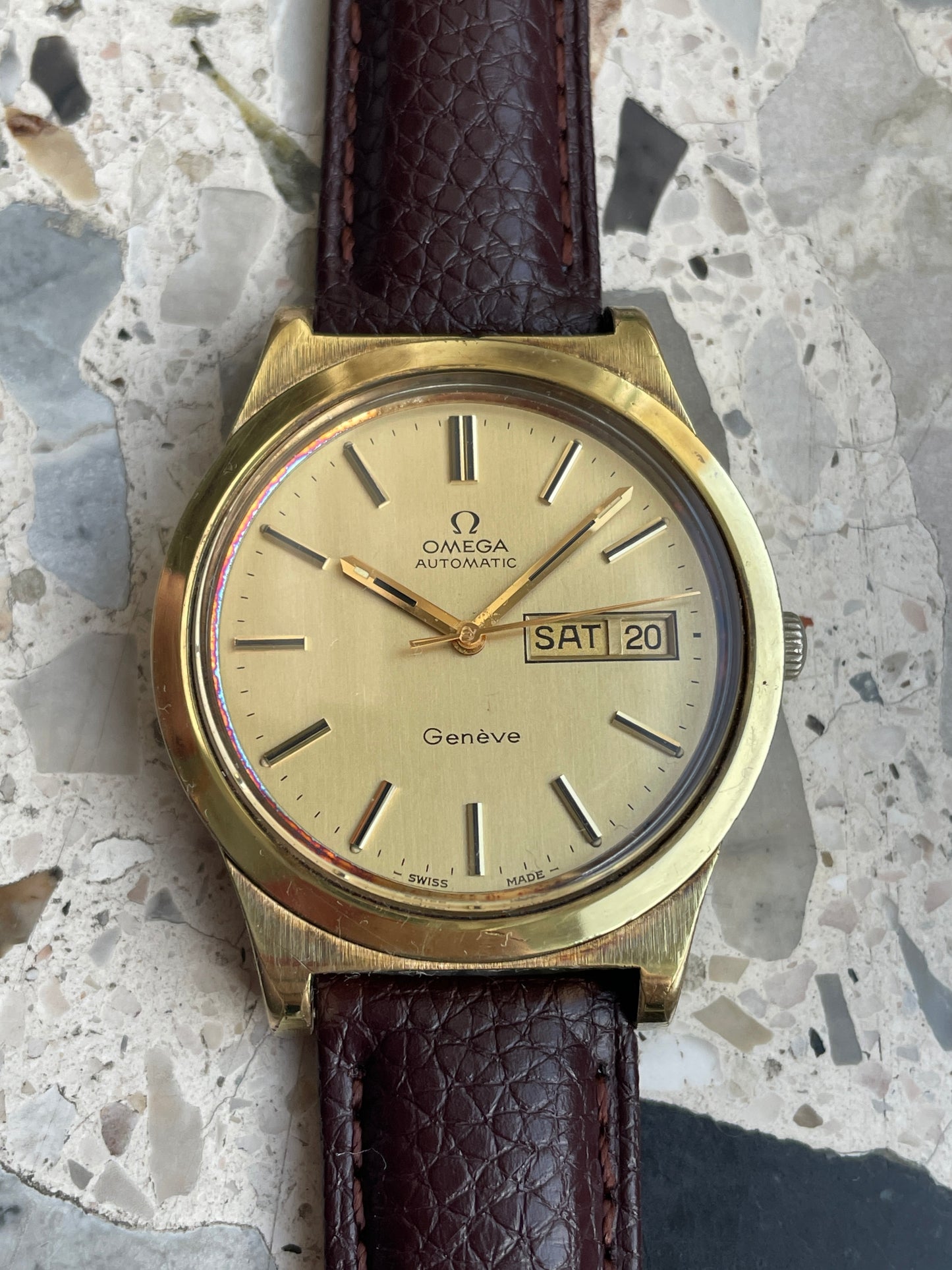 Omega Genève 166.0169 Cal. 1022