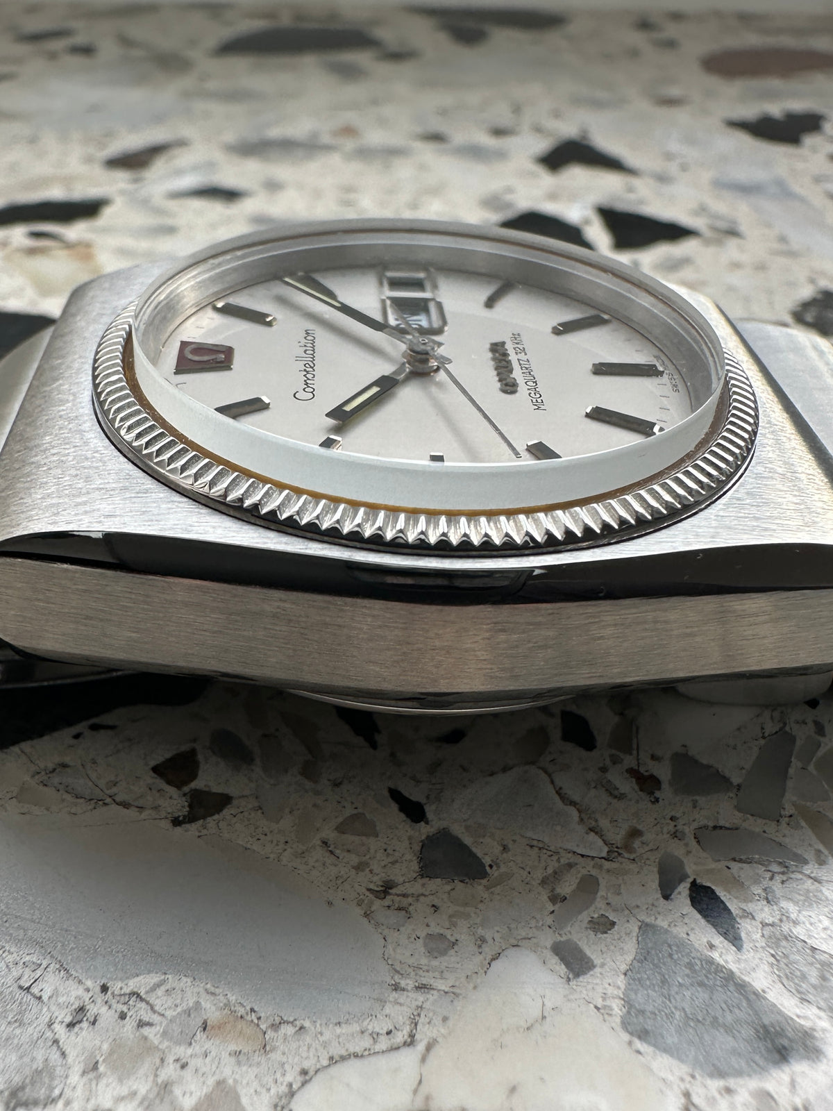 Omega Constellation Mega Quartz 32KHz 196.0015