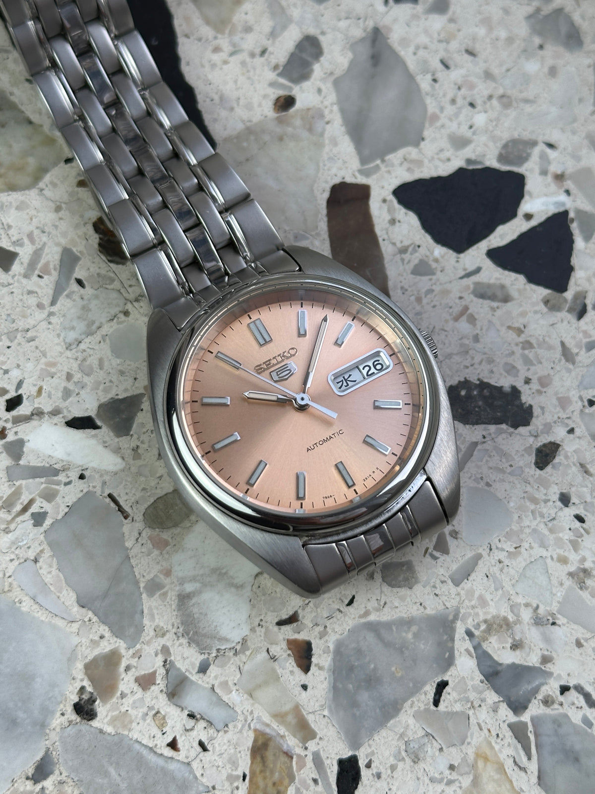 Seiko 5 7s26-0430 (Pink / Salmon Dial) SNXA011
