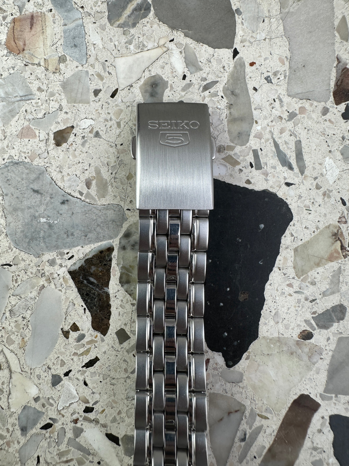 Seiko 5 7s26-0430 (Pink / Salmon Dial) SNXA011