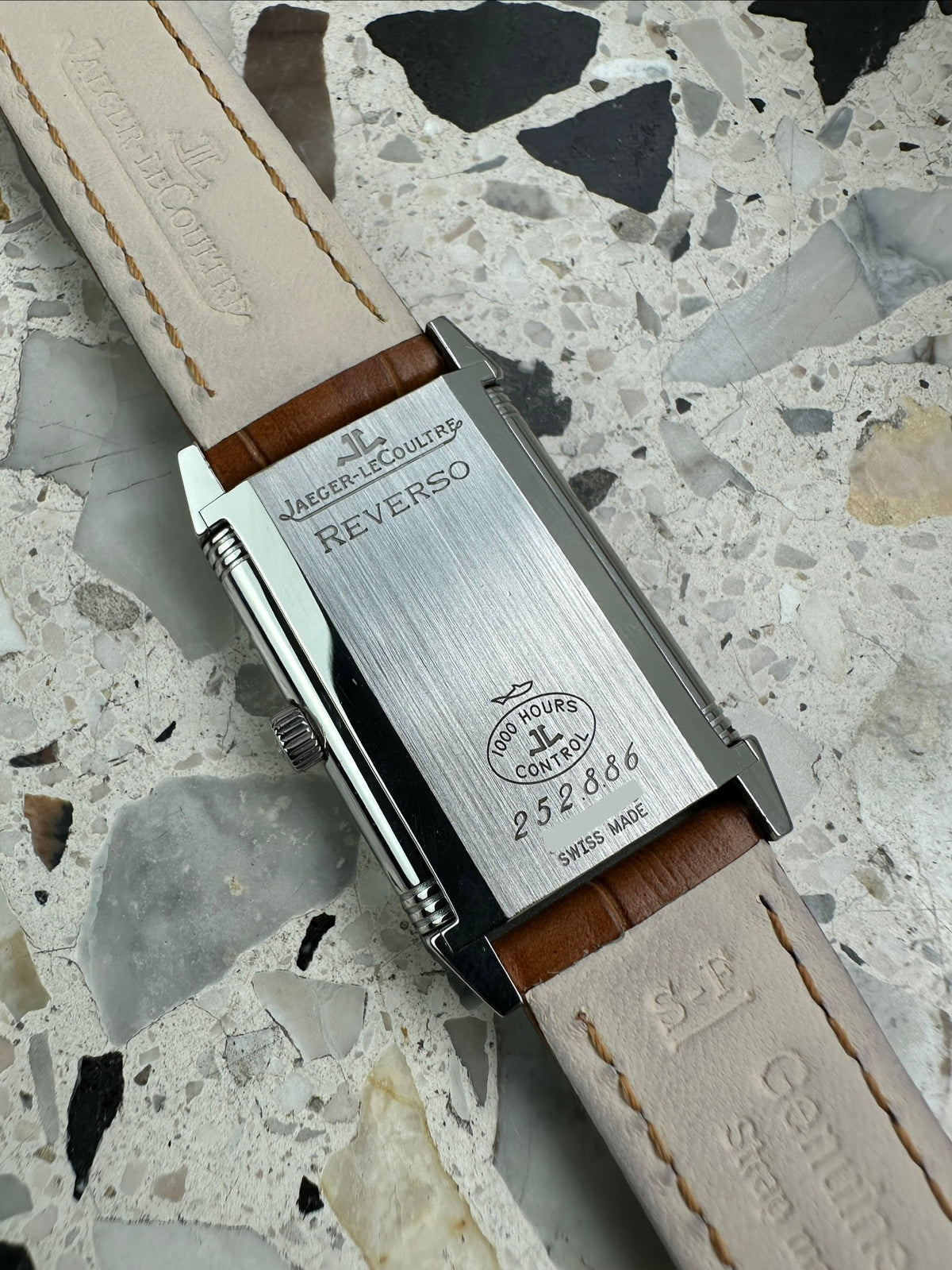 Jaeger-LeCoultre Reverso Classique Box & Paper (262.8.86 / Q2508411)