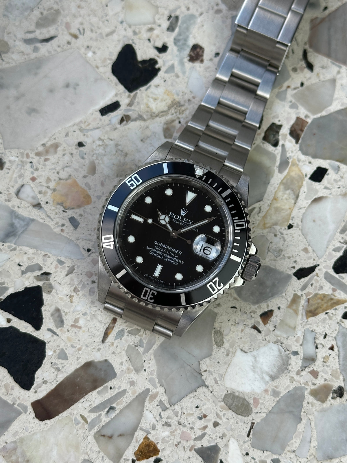 Rolex Submariner Date (Full Set - LC100) 16610