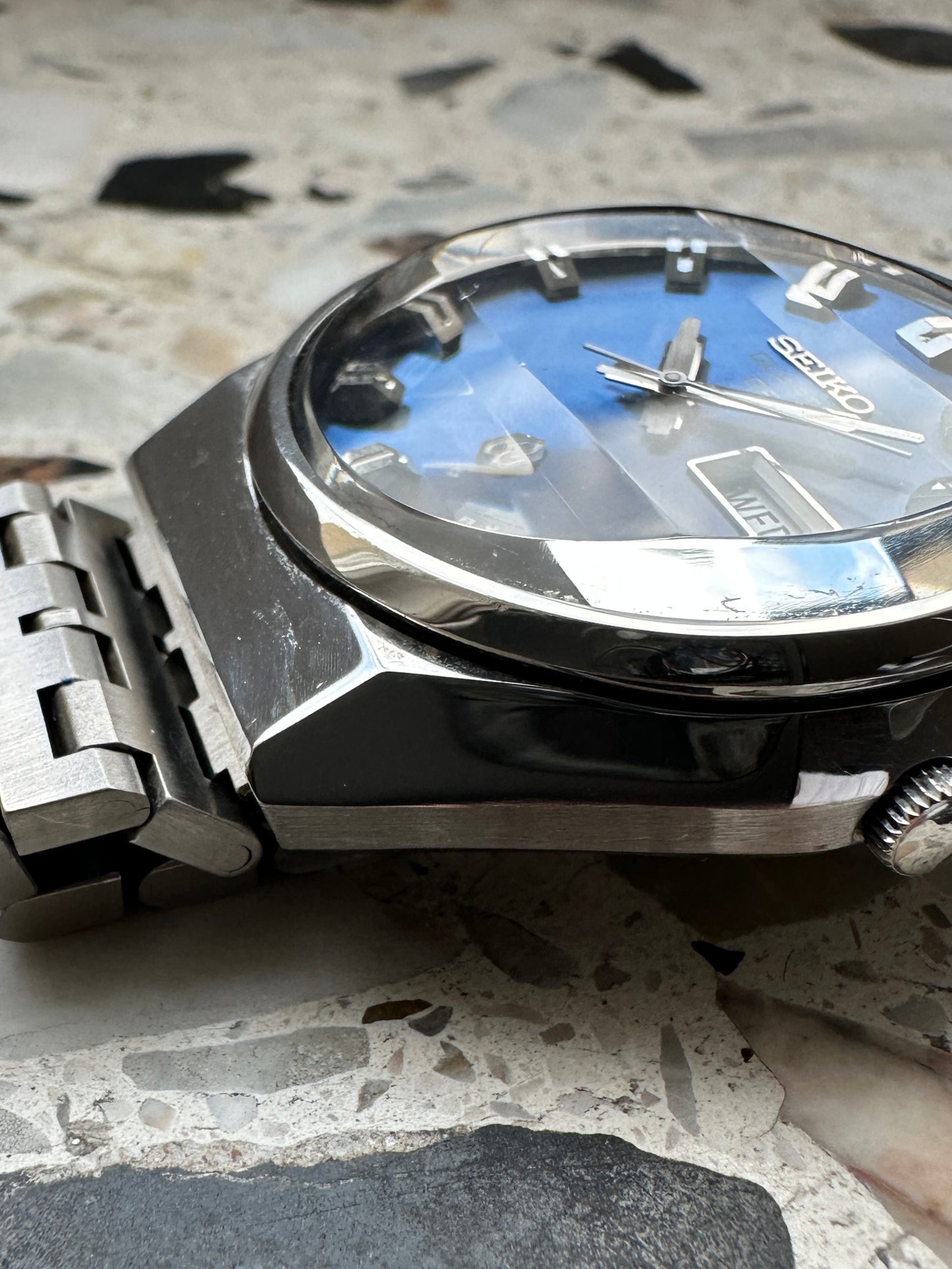 Seiko QR 3863-8010 (Baby Vanac)