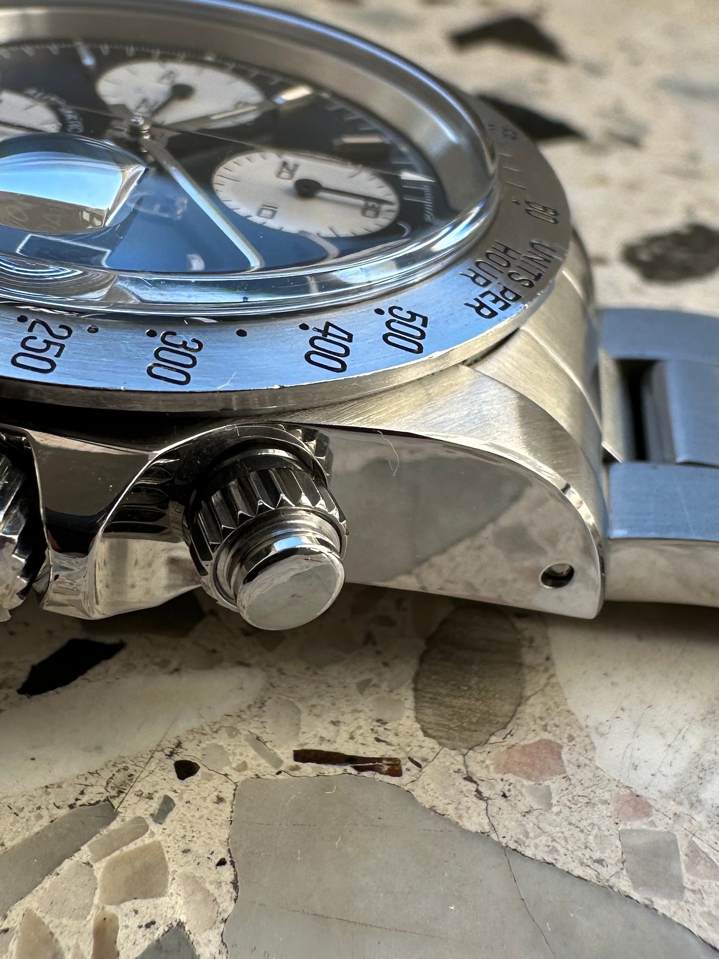 Tudor Oysterdate Big Block 79180 Daytona (Rolex Case & Crown)