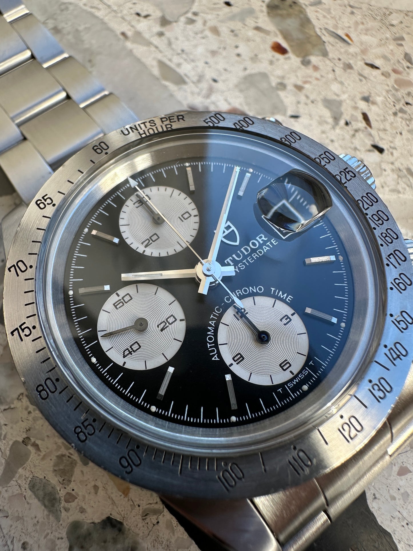 Tudor Oysterdate Big Block 79180 Daytona (Rolex Case & Crown)